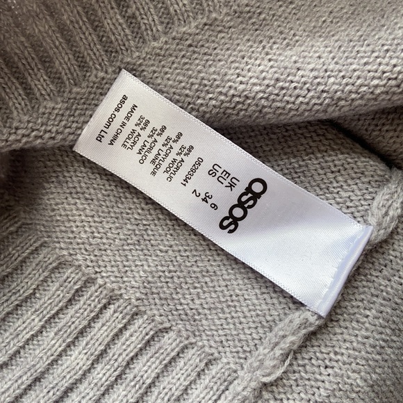 ASOS pearl and beads turtle neck wool sweater US 2 - Picture 9 of 15